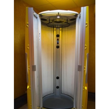 Солярий вертикальный "Luxura V7 48 XL High Intensive"