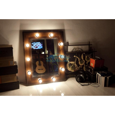 Зеркало визажиста Adrian