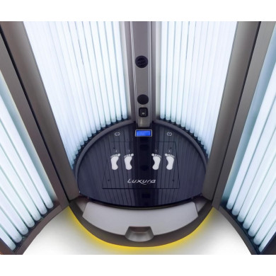 Солярий вертикальный "Luxura V7 48 XL High Intensive"